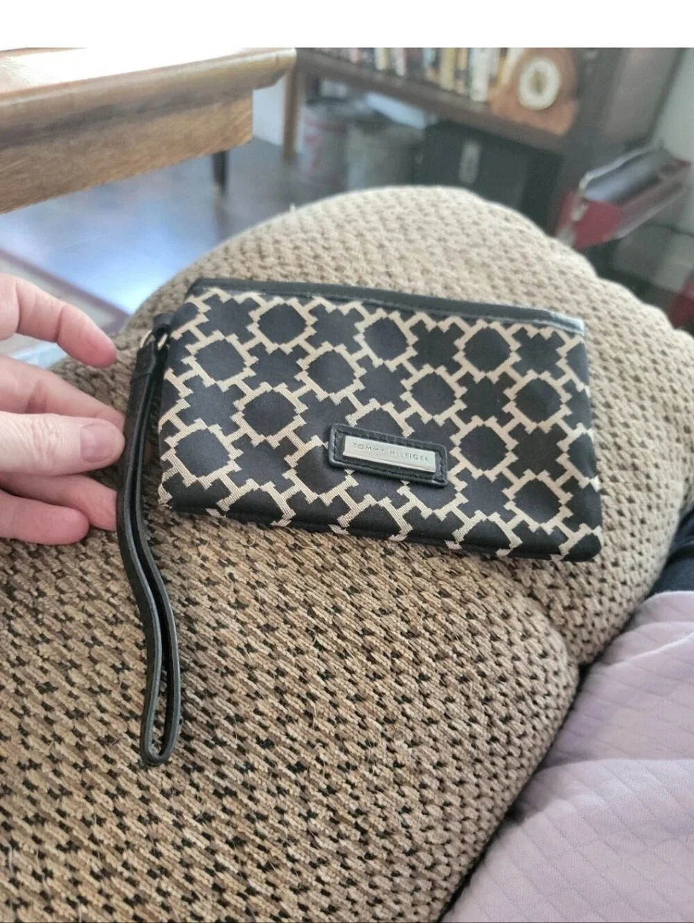 Tommy Hilfiger Black & Cream Patterned Wristlet Clutch